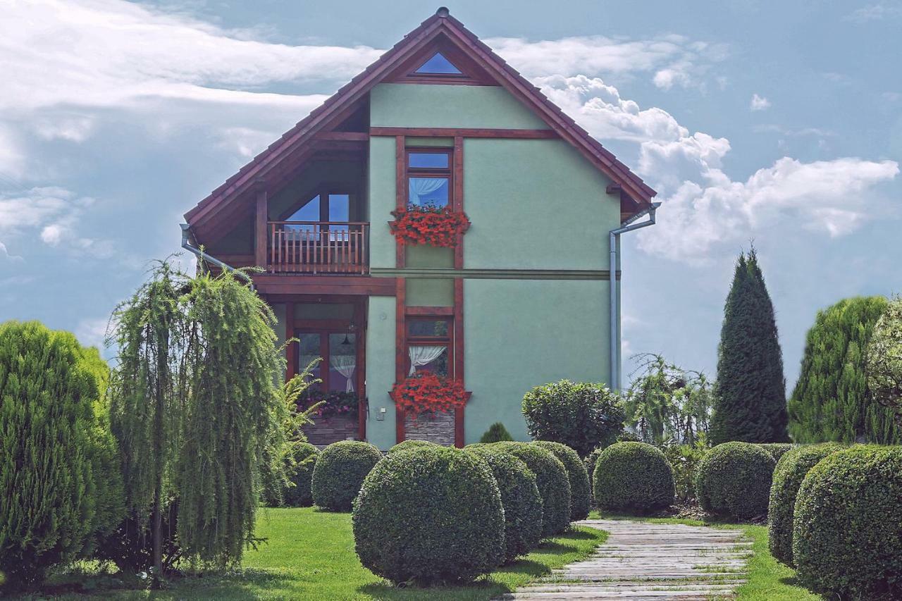 Holiday Resort Svarny Ruzomberok Exterior photo